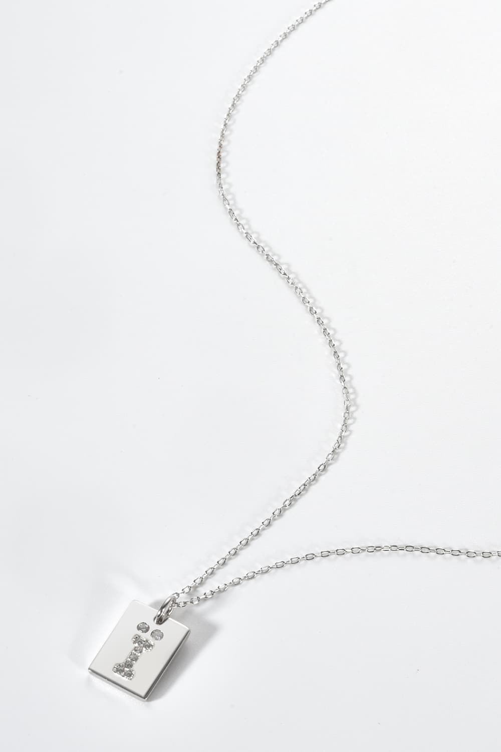 Inlaid Zircon Rectangle Pendant Necklace
